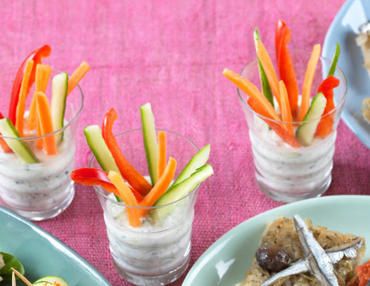 Verrines de légumes bâtons au tzatziki