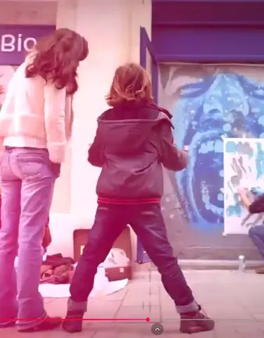 video pochoir biocoop courreau